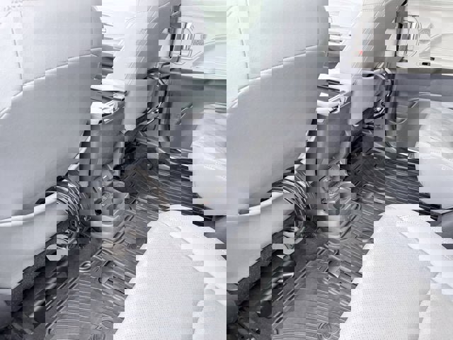 Used 2021 Toyota Sienna Limited image 25