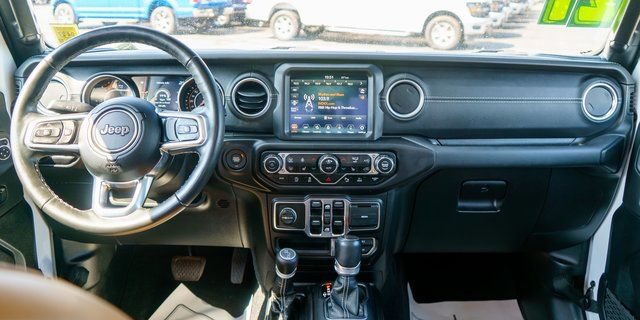 Used 2021 Jeep Gladiator Overland w/ Uconnect 4C Nav & Sound Group AWD/4WD image 14