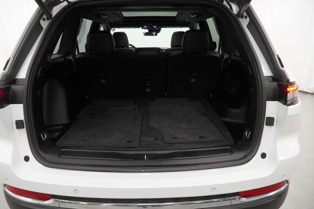 Certified 2025 Jeep Grand Cherokee Limited AWD/4WD image 45
