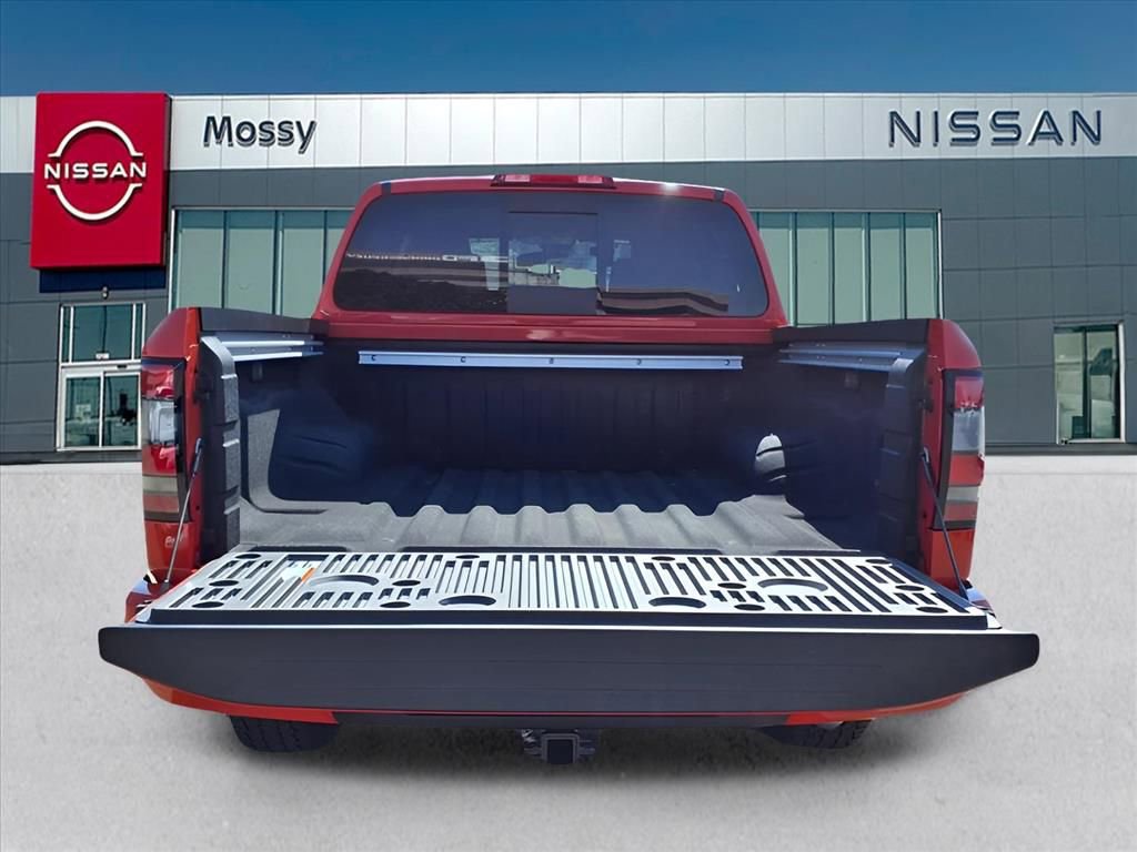 New 2026 Nissan Frontier PRO-4X w/ Pro-4x Convenience Package image 9