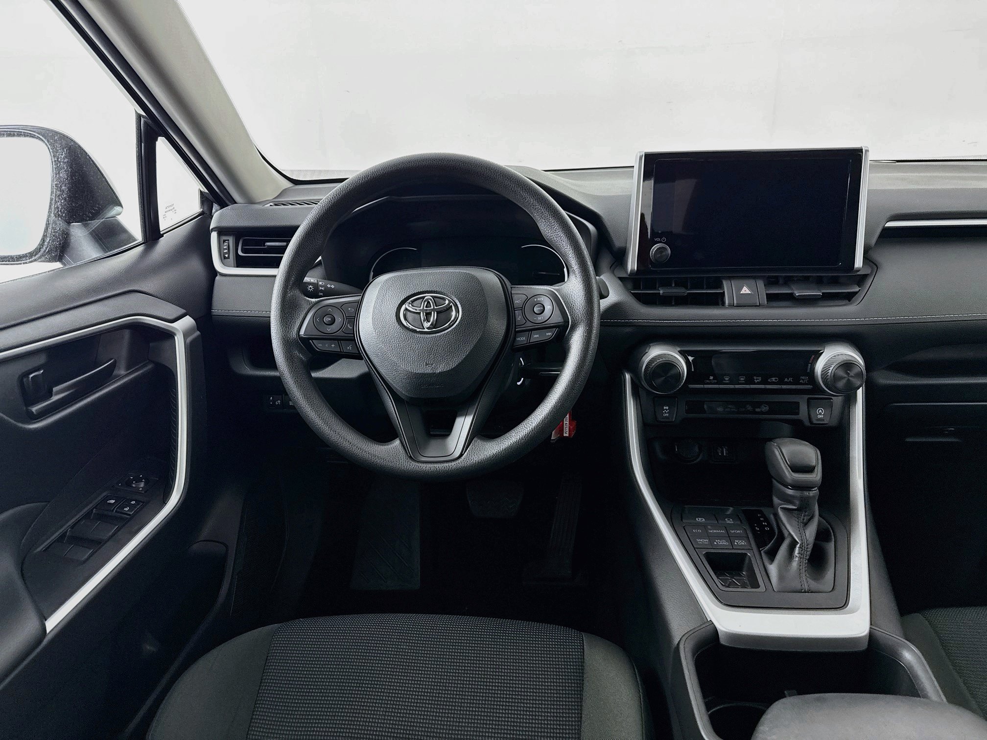 Certified 2024 Toyota RAV4 LE AWD/4WD image 21