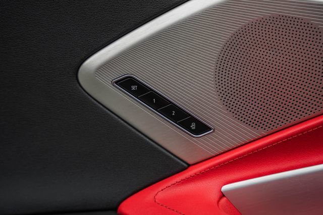 Used 2025 Chevrolet Corvette Z06 image 40