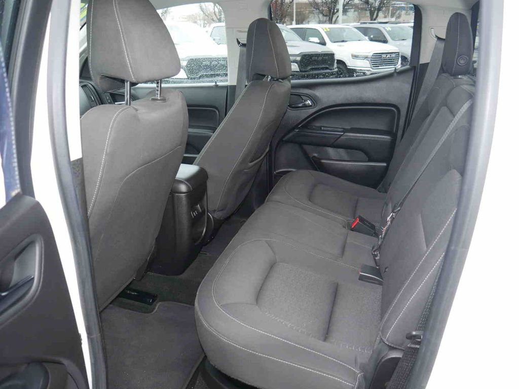 Used 2018 GMC Canyon SLE w/ SLE Convenience Package image 15