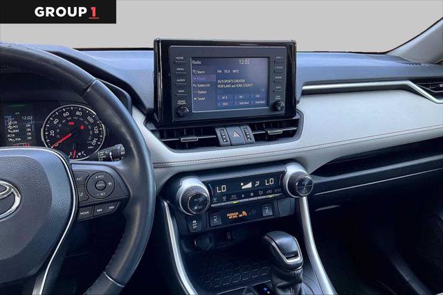 Certified 2019 Toyota RAV4 XLE Premium FWD image 7