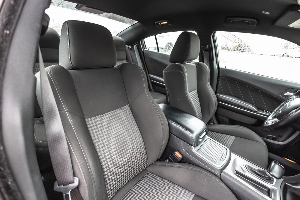 Used 2023 Dodge Charger GT image 28