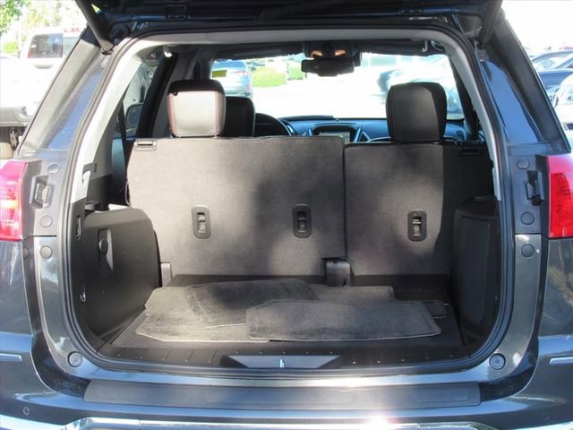 Used 2017 GMC Terrain SLT w/ Open Road Package FWD image 31