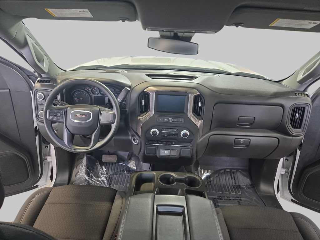 Used 2025 GMC Sierra 1500 Pro w/ Pro Value Package AWD/4WD image 9