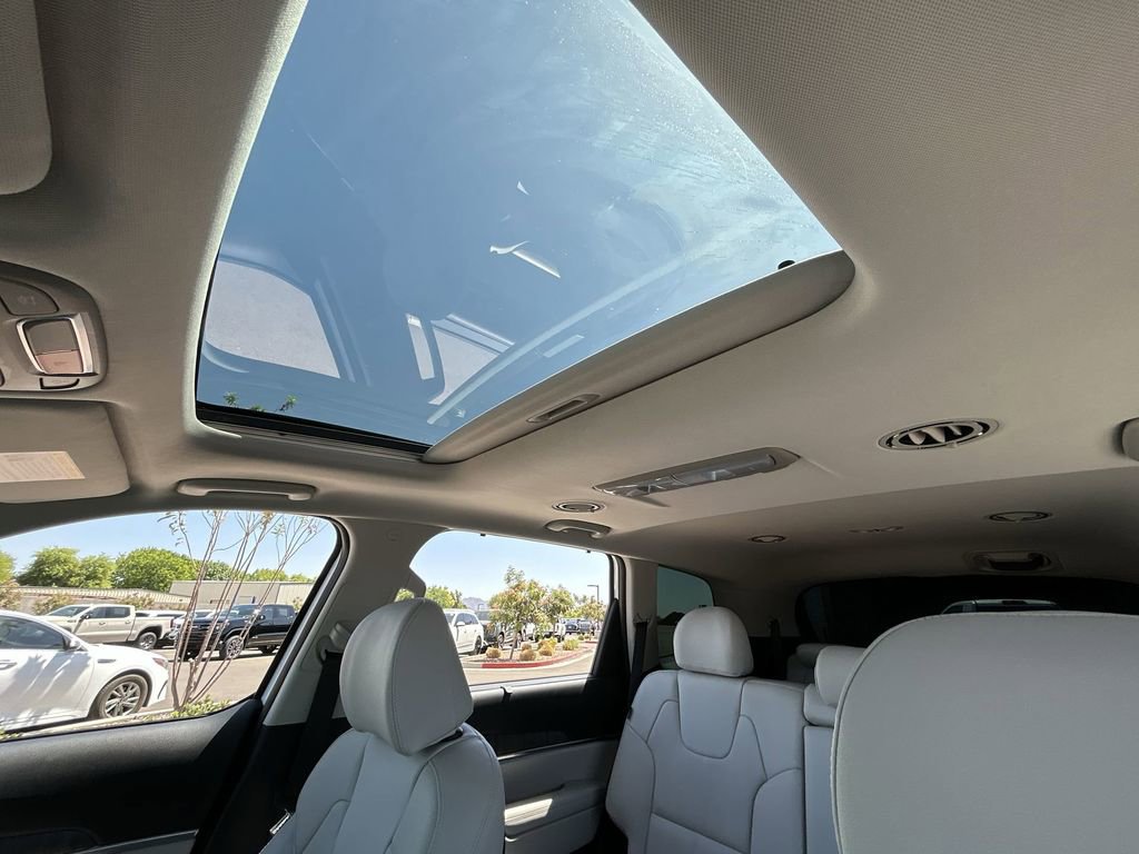 Used 2025 Kia Telluride EX image 19