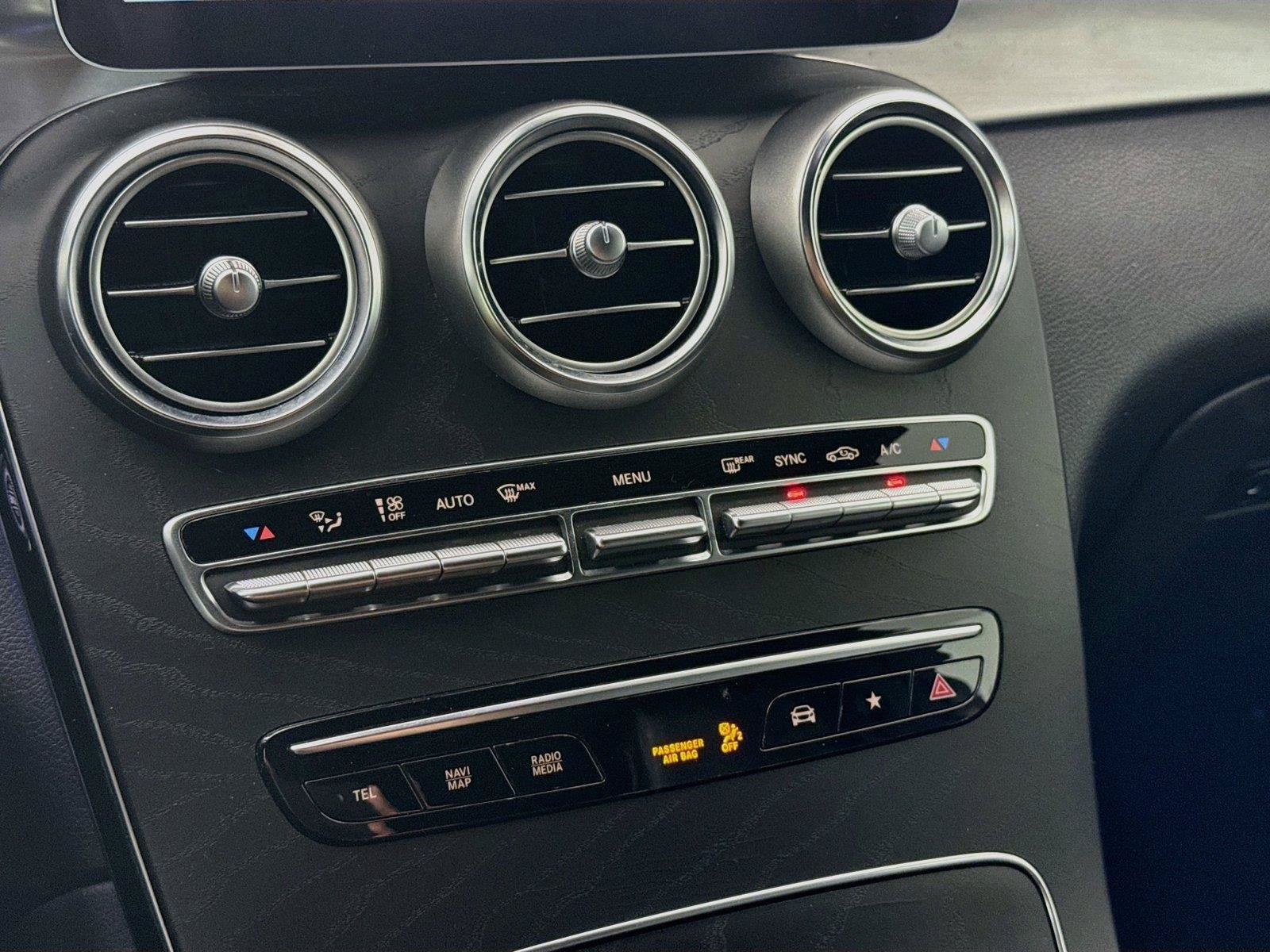 Used 2020 Mercedes-Benz GLC 43 AMG 4MATIC image 21