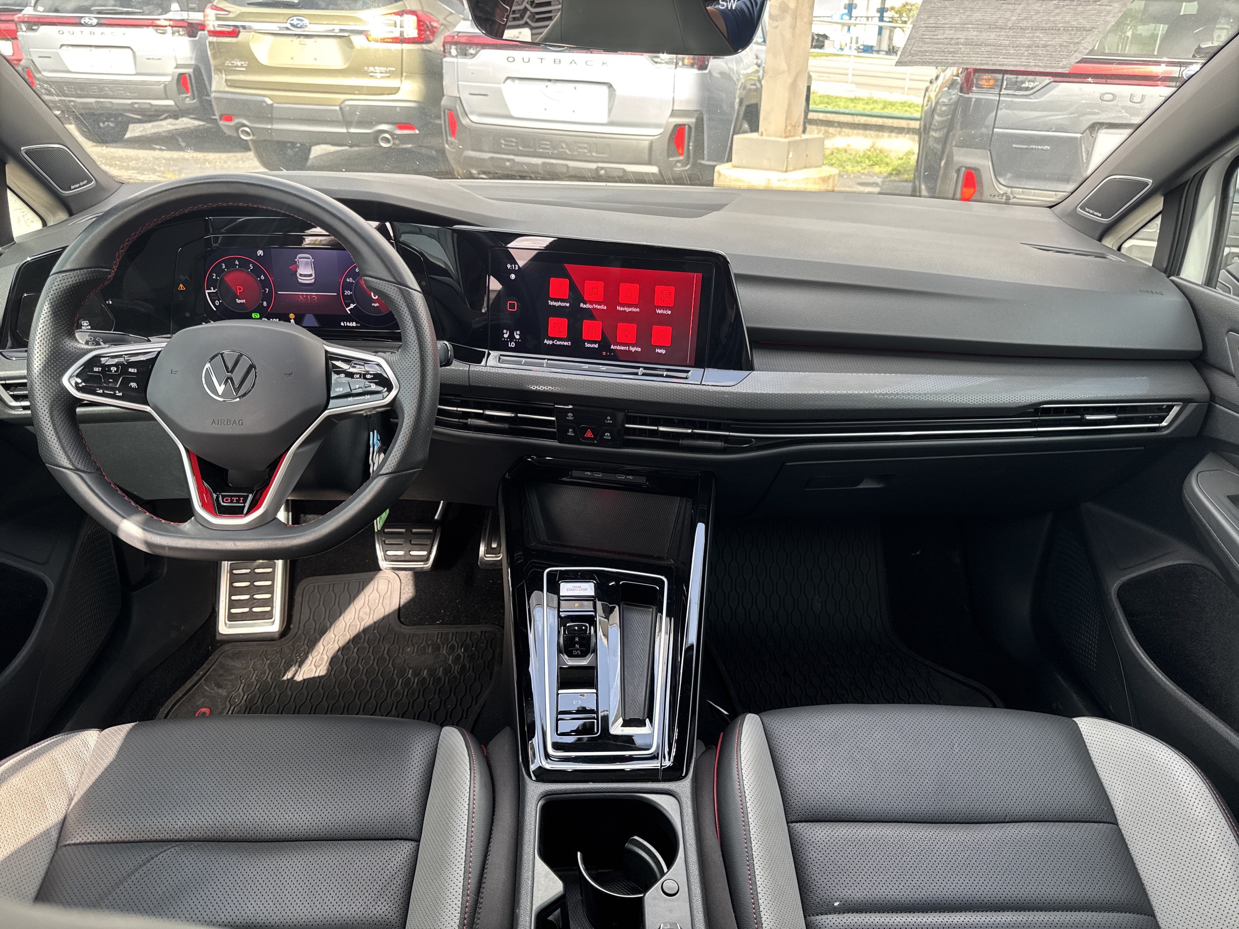 Used 2024 Volkswagen GTI SE FWD image 10