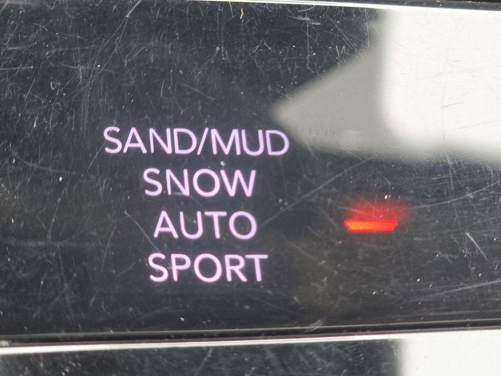 Used 2021 Jeep Grand Cherokee L Limited image 34