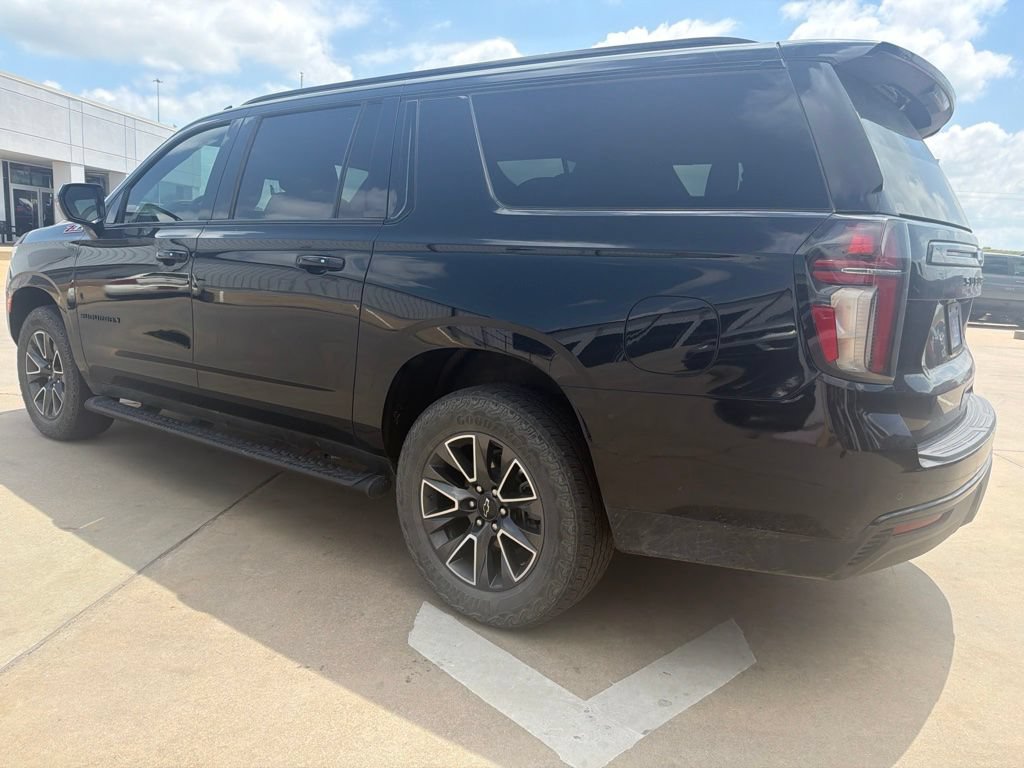 Used 2023 Chevrolet Suburban Z71 w/ Max Trailering Package AWD/4WD image 4