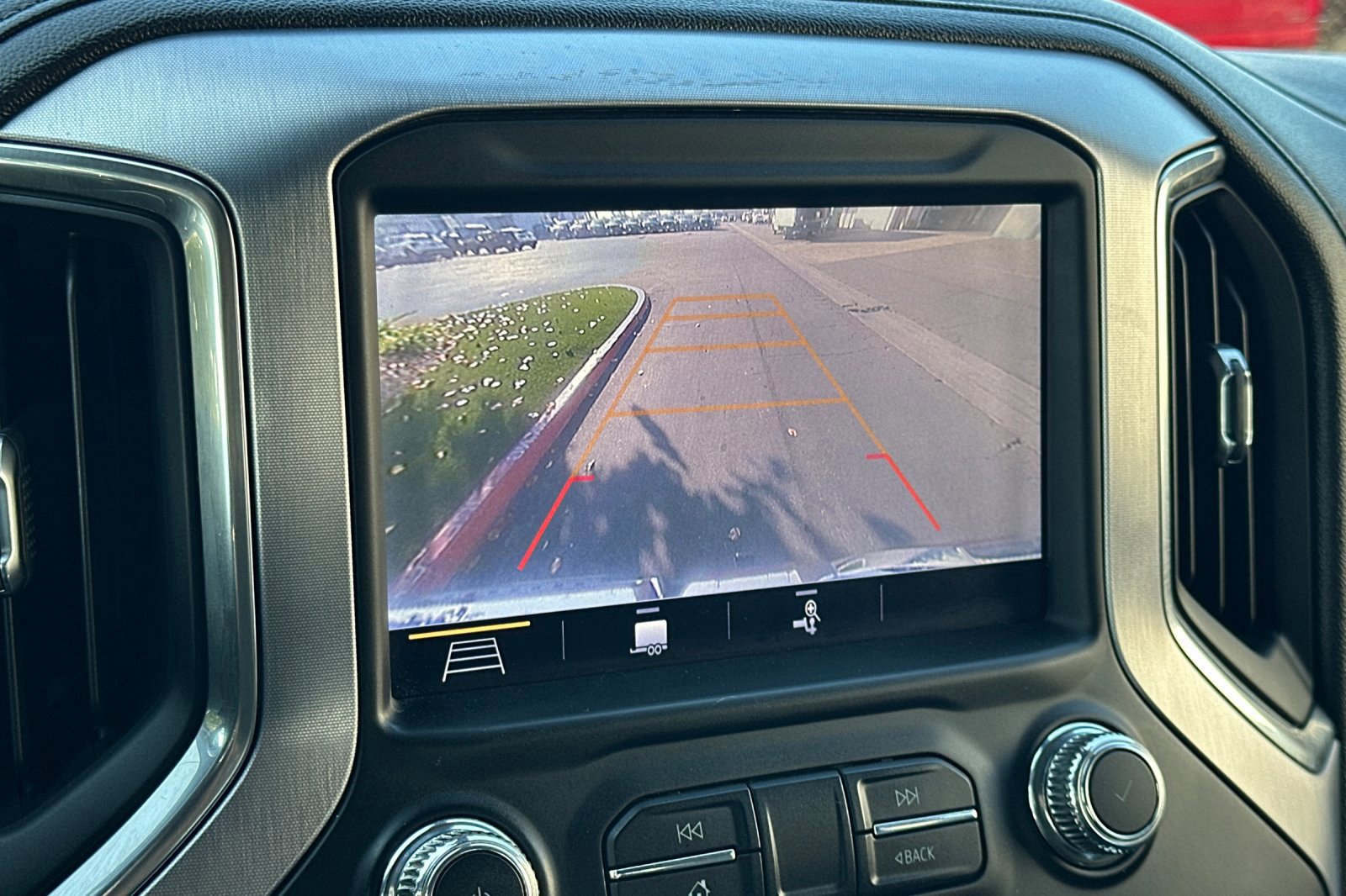 Used 2019 GMC Sierra 1500 SLT w/ SLT Premium Plus Package image 19