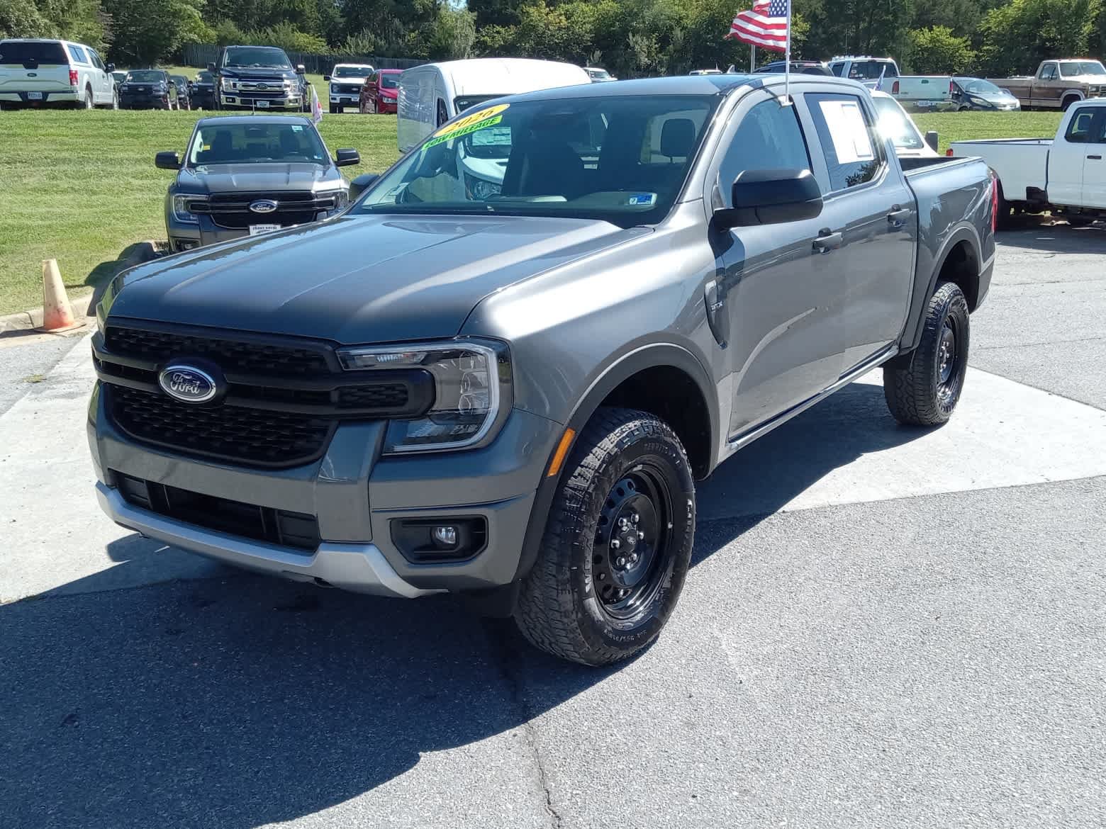 Used 2026 Ford Ranger XL w/ FX4 Off-Road Package AWD/4WD image 3