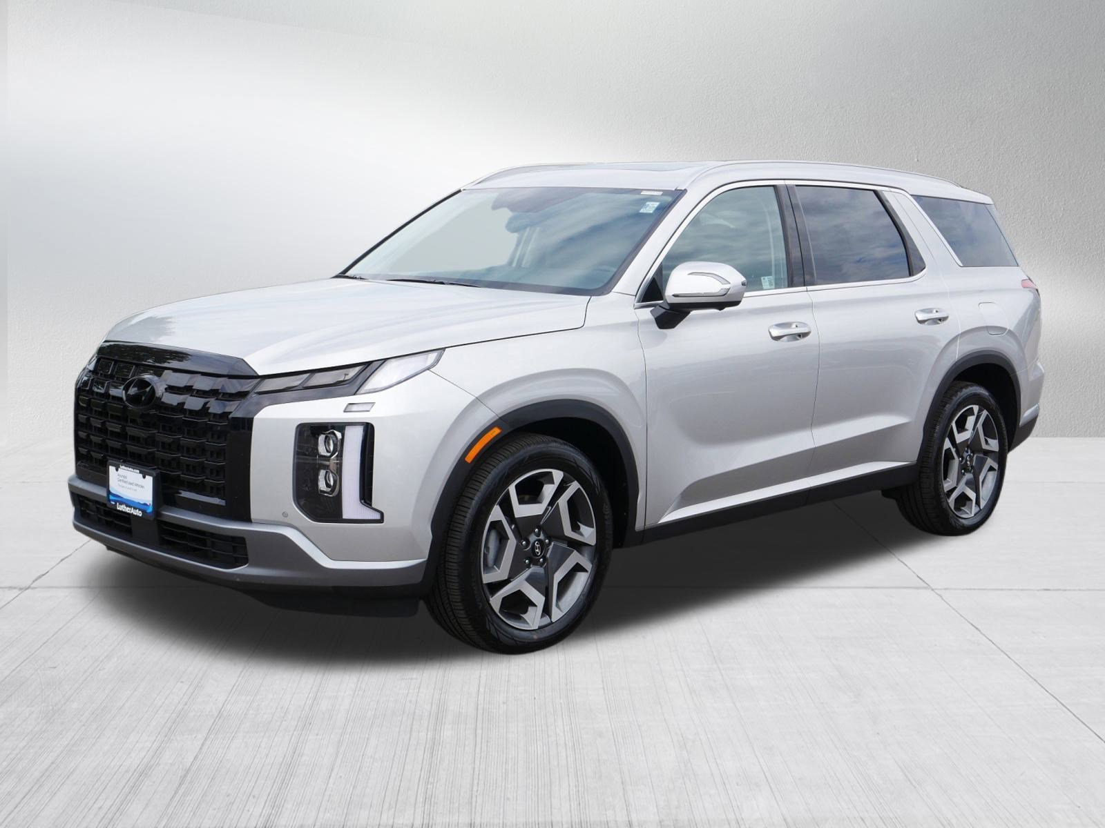 Used 2025 Hyundai Palisade SEL image 3