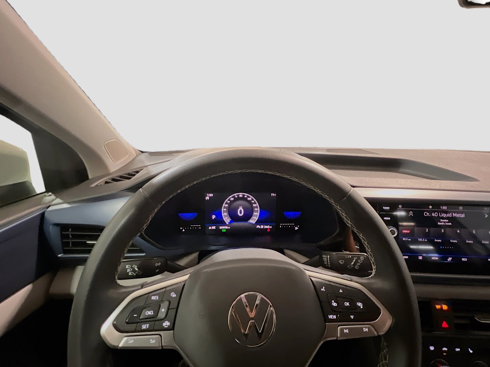 Used 2022 Volkswagen Taos SE image 7