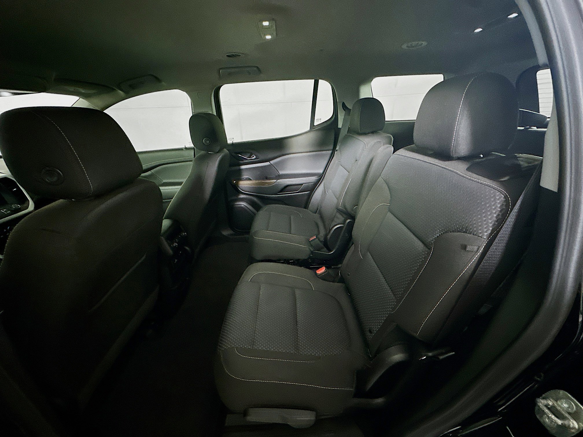 Used 2023 GMC Acadia SLE w/ Driver Convenience Package image 27