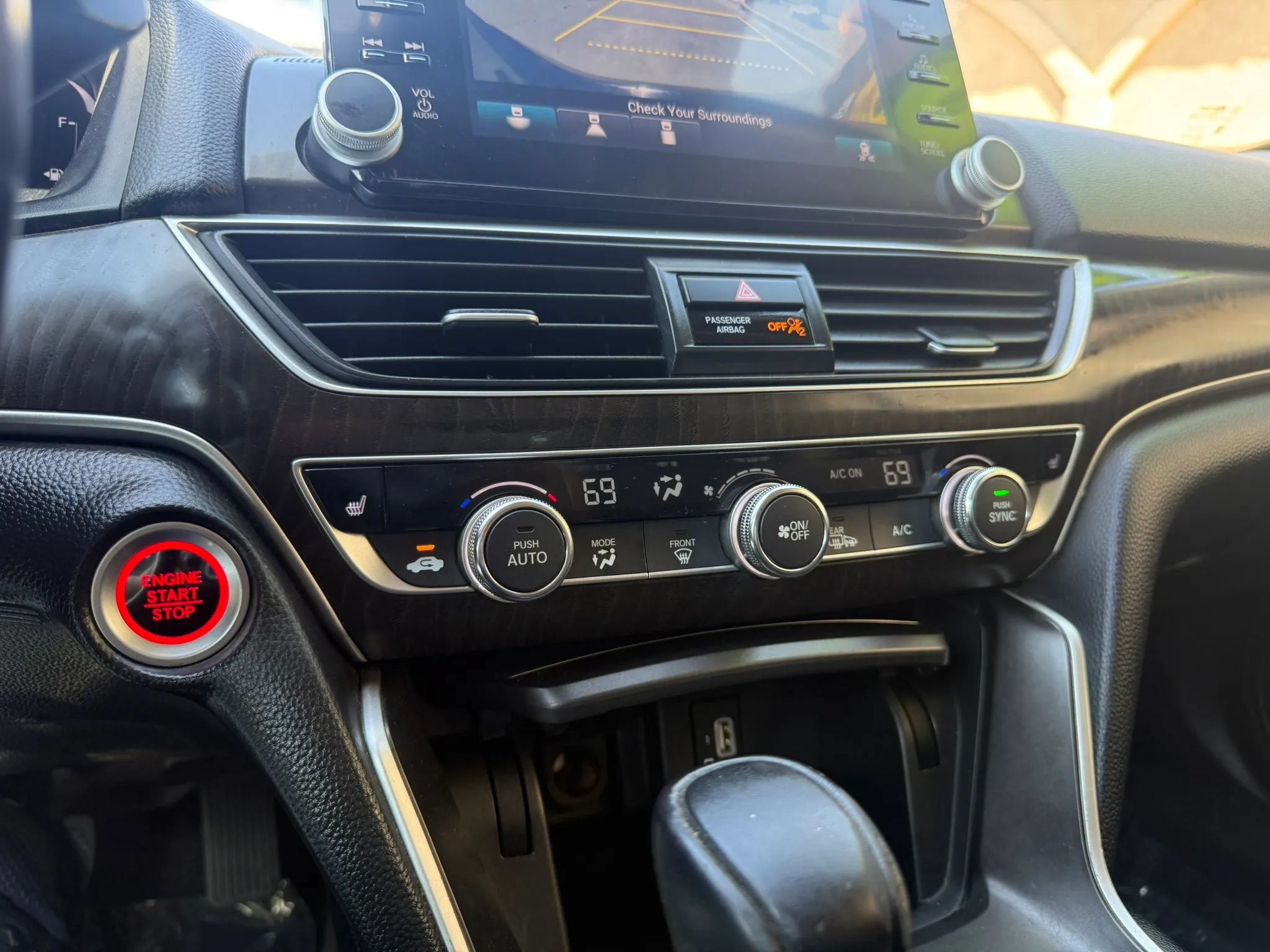 Used 2018 Honda Accord EX-L image 24