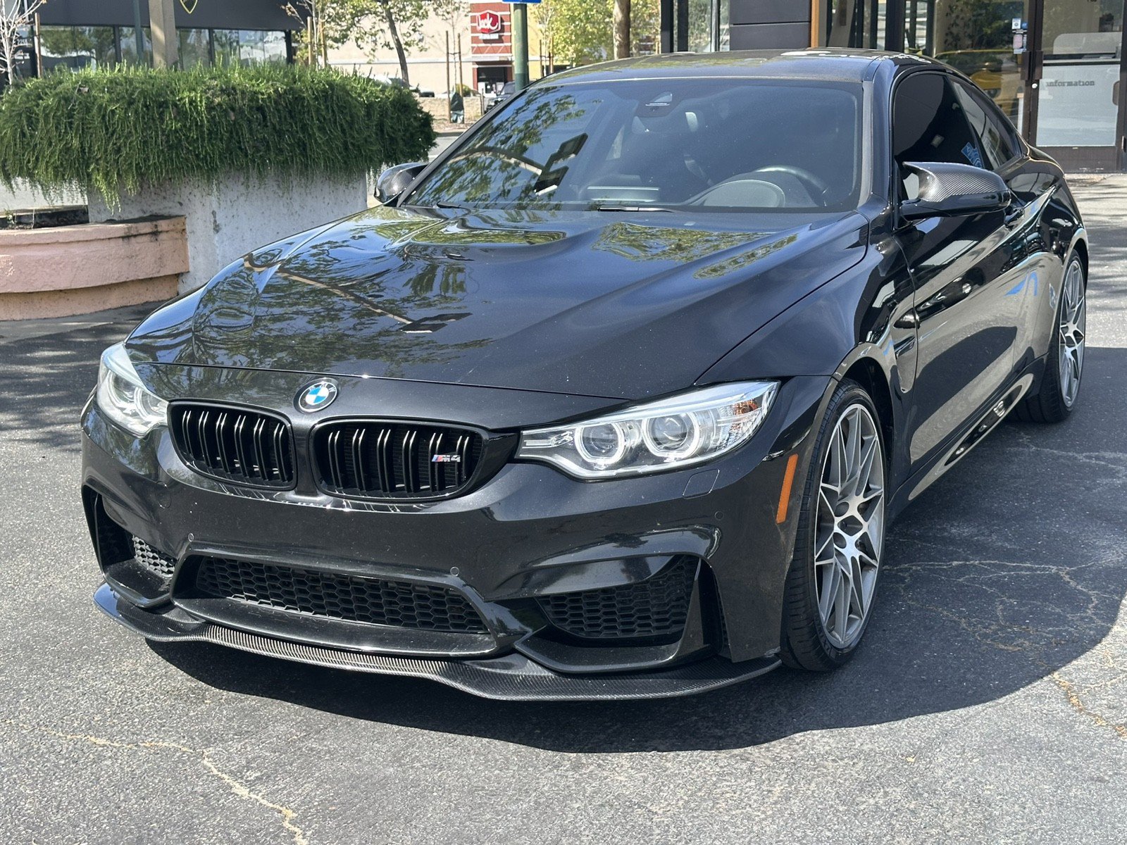 Used 2016 BMW M4 Coupe image 4