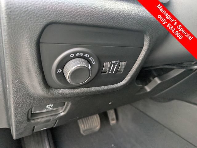 Used 2024 Jeep Grand Cherokee L Altitude AWD/4WD image 16