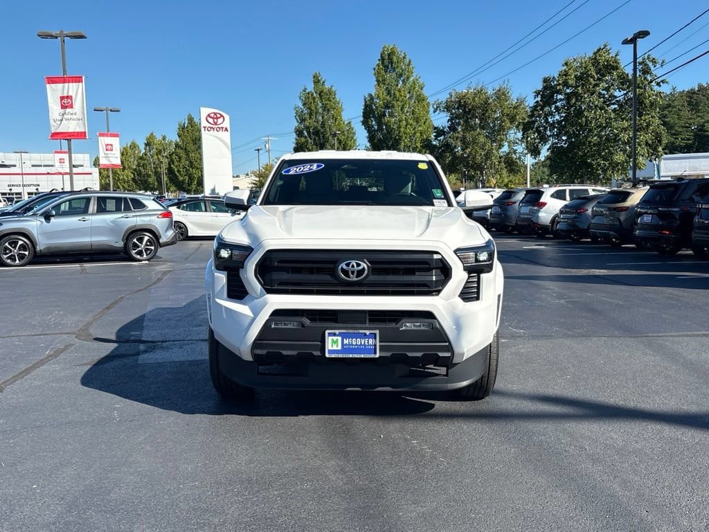 Certified 2024 Toyota Tacoma SR5 AWD/4WD image 8
