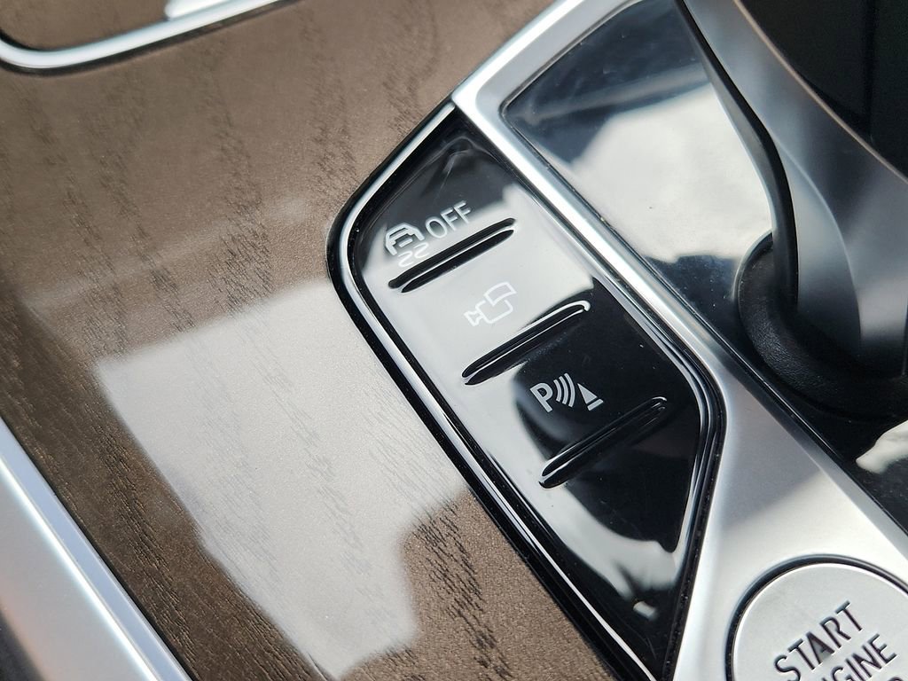 Used 2022 BMW X5 xDrive40i w/ M Sport Package image 25