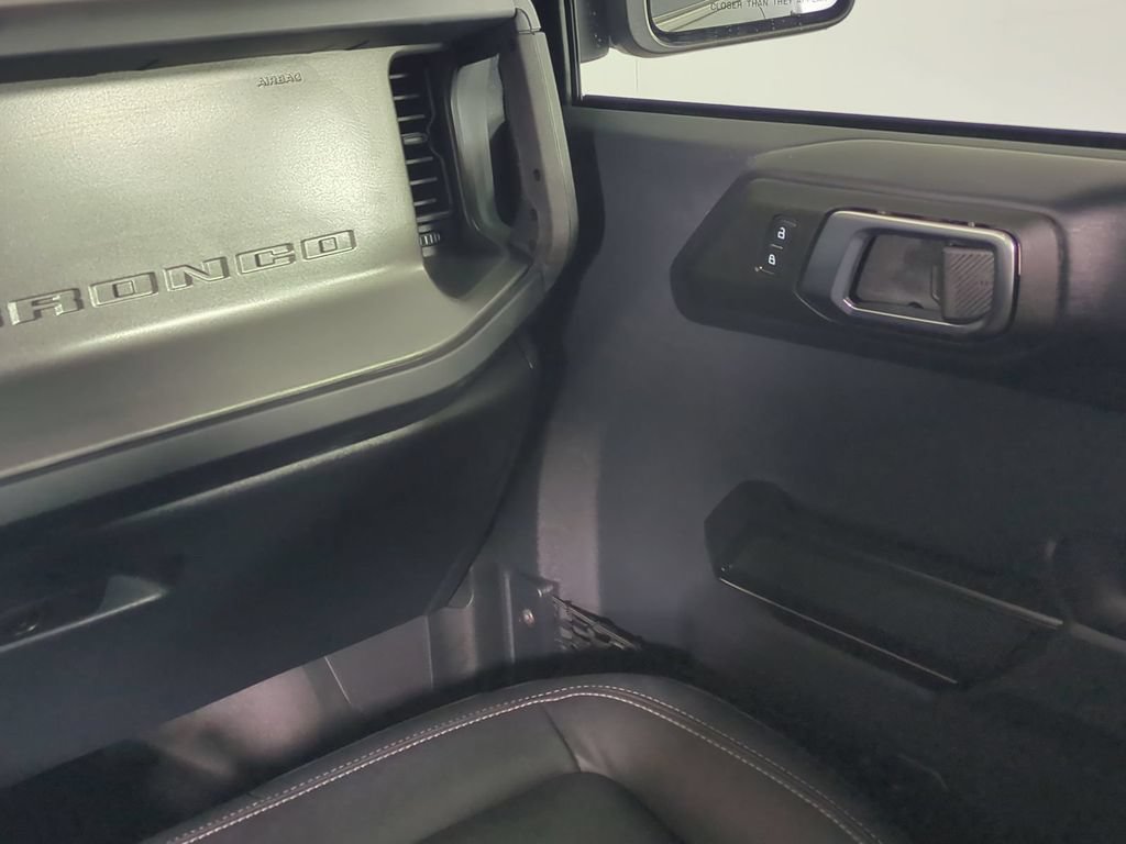 Used 2025 Ford Bronco Badlands AWD/4WD image 19