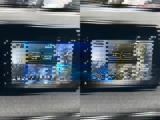 Certified 2025 Nissan Kicks SV image 19