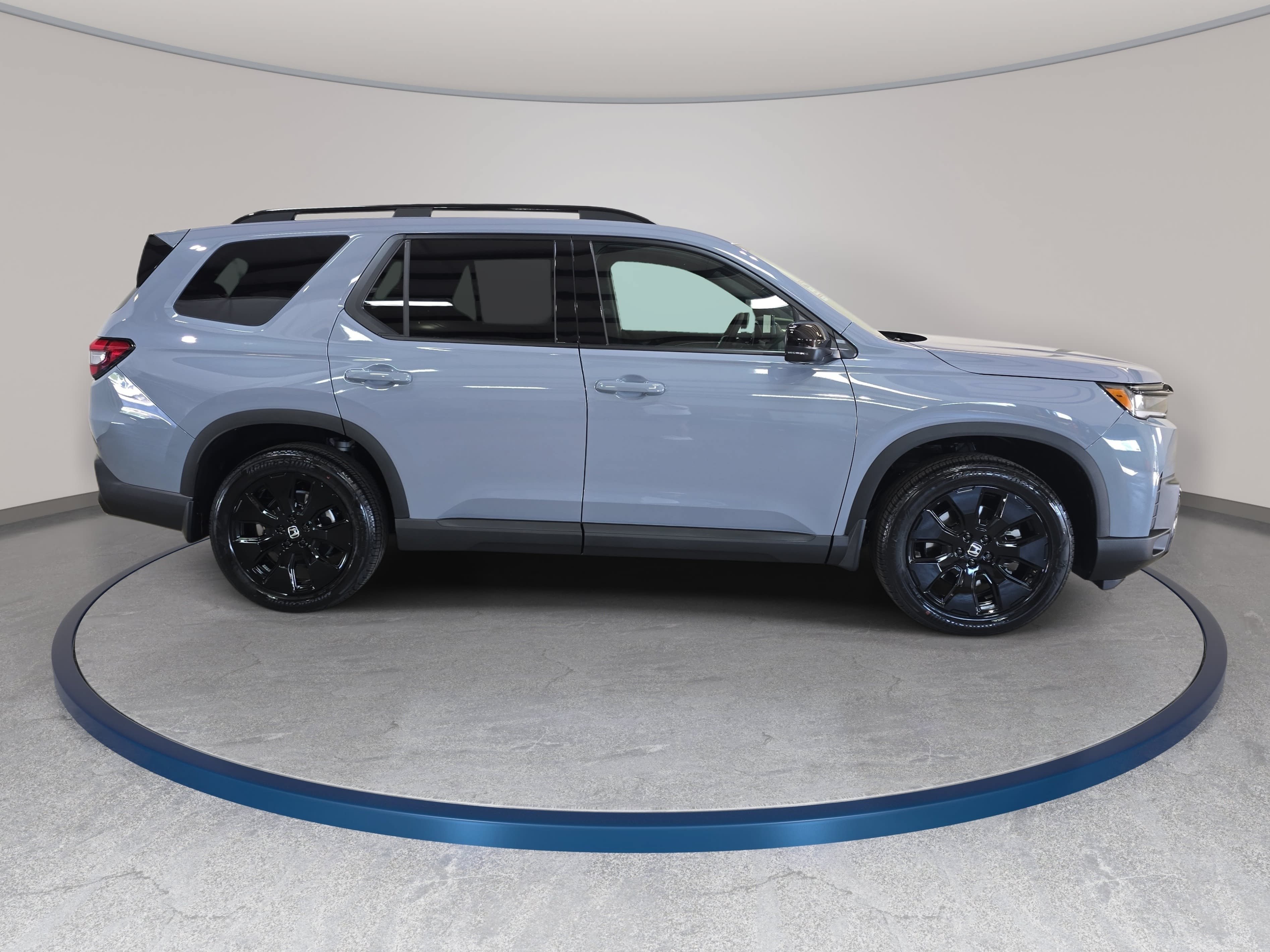 New 2026 Honda Pilot Black Edition image 5
