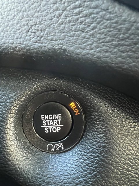 Used 2023 Jeep Cherokee Altitude Lux image 30