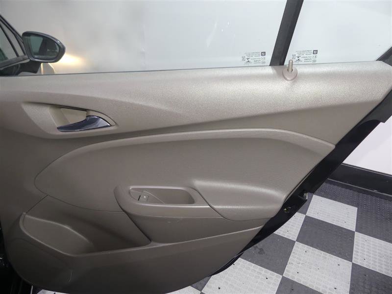 Used 2018 Chevrolet Cruze LS FWD image 25