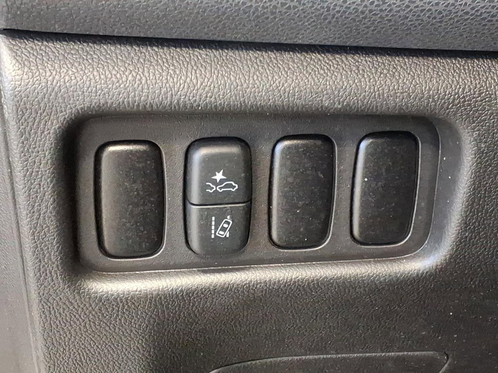 Used 2022 Mitsubishi Outlander Sport ES image 10