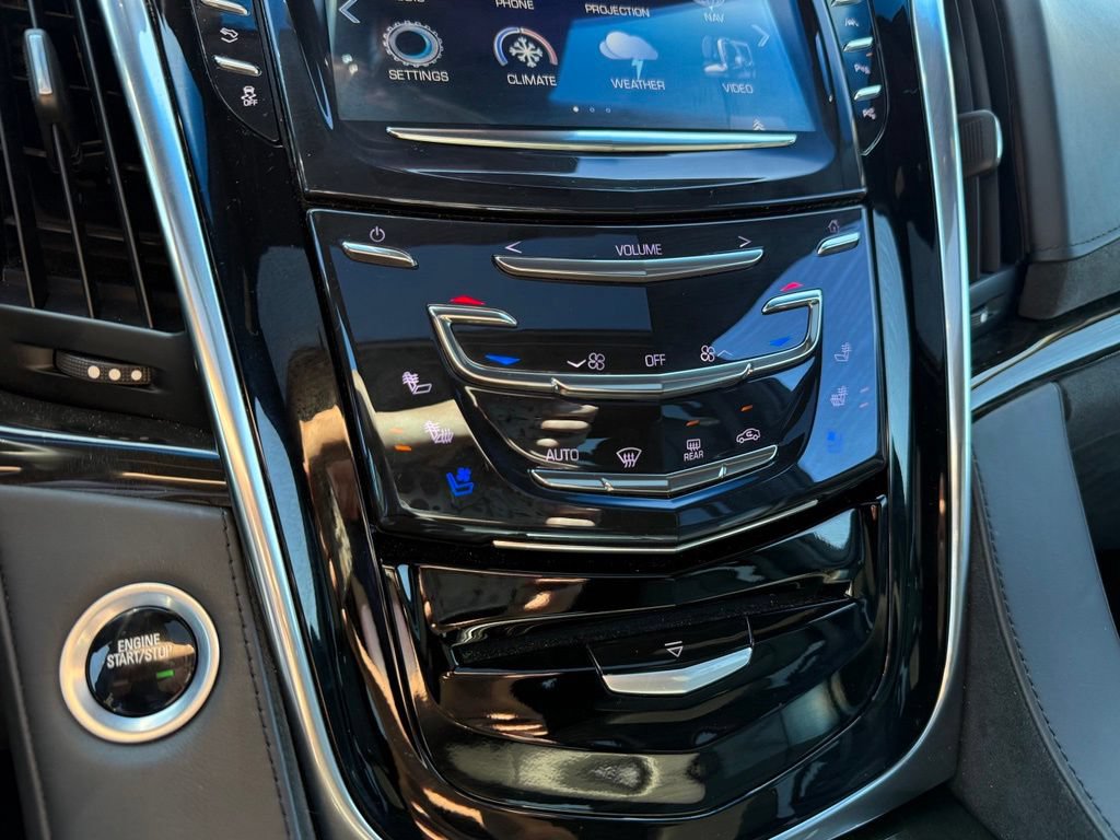 Used 2019 Cadillac Escalade Platinum AWD/4WD image 19