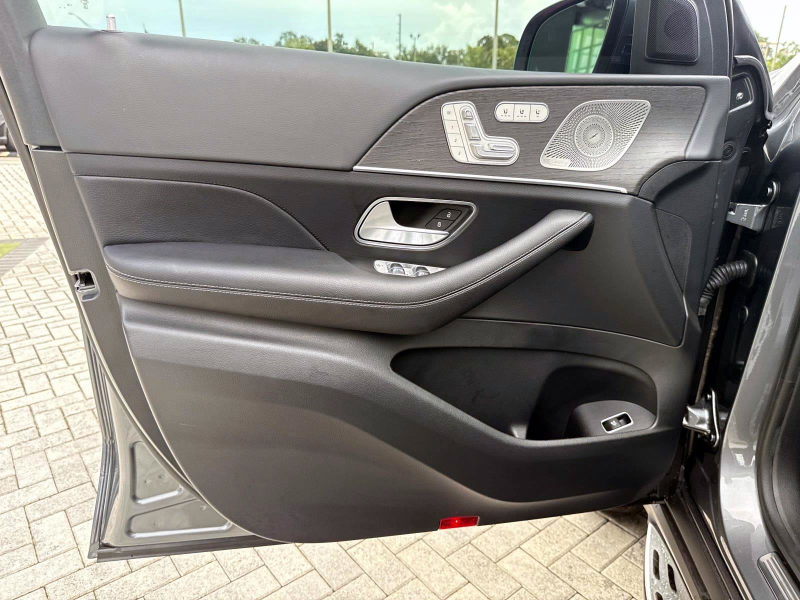 Certified 2026 Mercedes-Benz GLS 450 4MATIC image 18