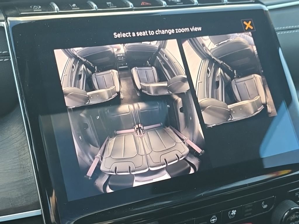 Used 2024 Jeep Grand Cherokee L Limited w/ Luxury Tech Group II AWD/4WD image 50