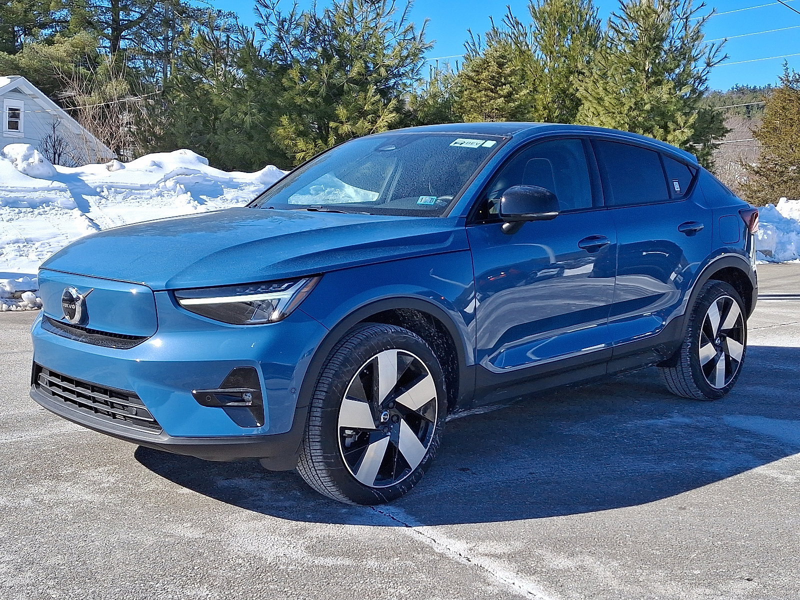 Certified 2024 Volvo C40 P8 Recharge Plus w/ Climate Package image 3