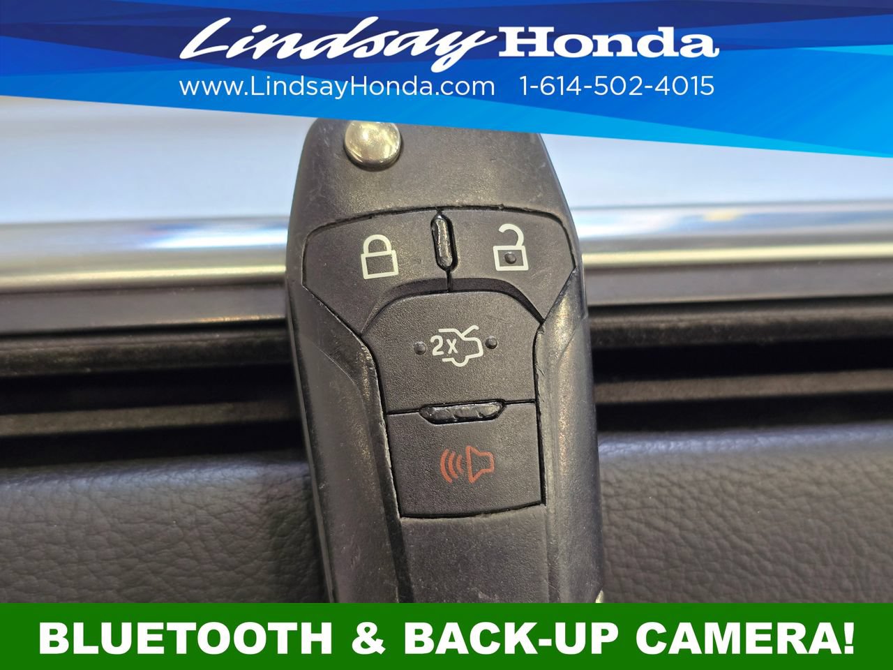 Used 2015 Ford Fusion SE FWD image 23