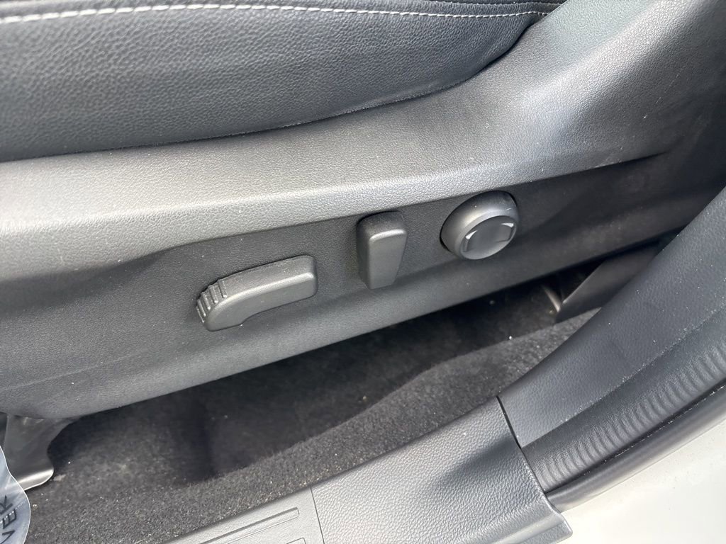 Used 2023 Subaru Forester Premium image 21