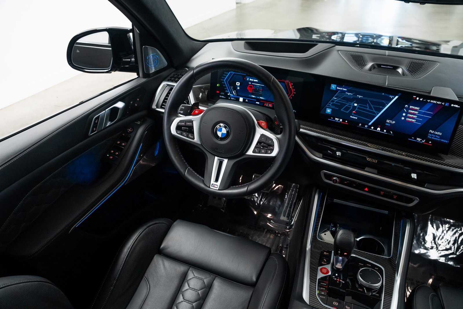 Used 2025 BMW X5 M Competition image 10