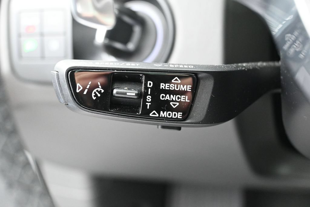 Certified 2022 Porsche Cayenne Platinum Edition AWD/4WD image 13
