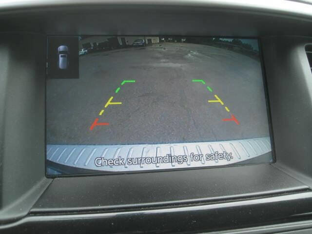 Used 2017 Nissan Pathfinder SV w/ SV Cold Weather Package image 20