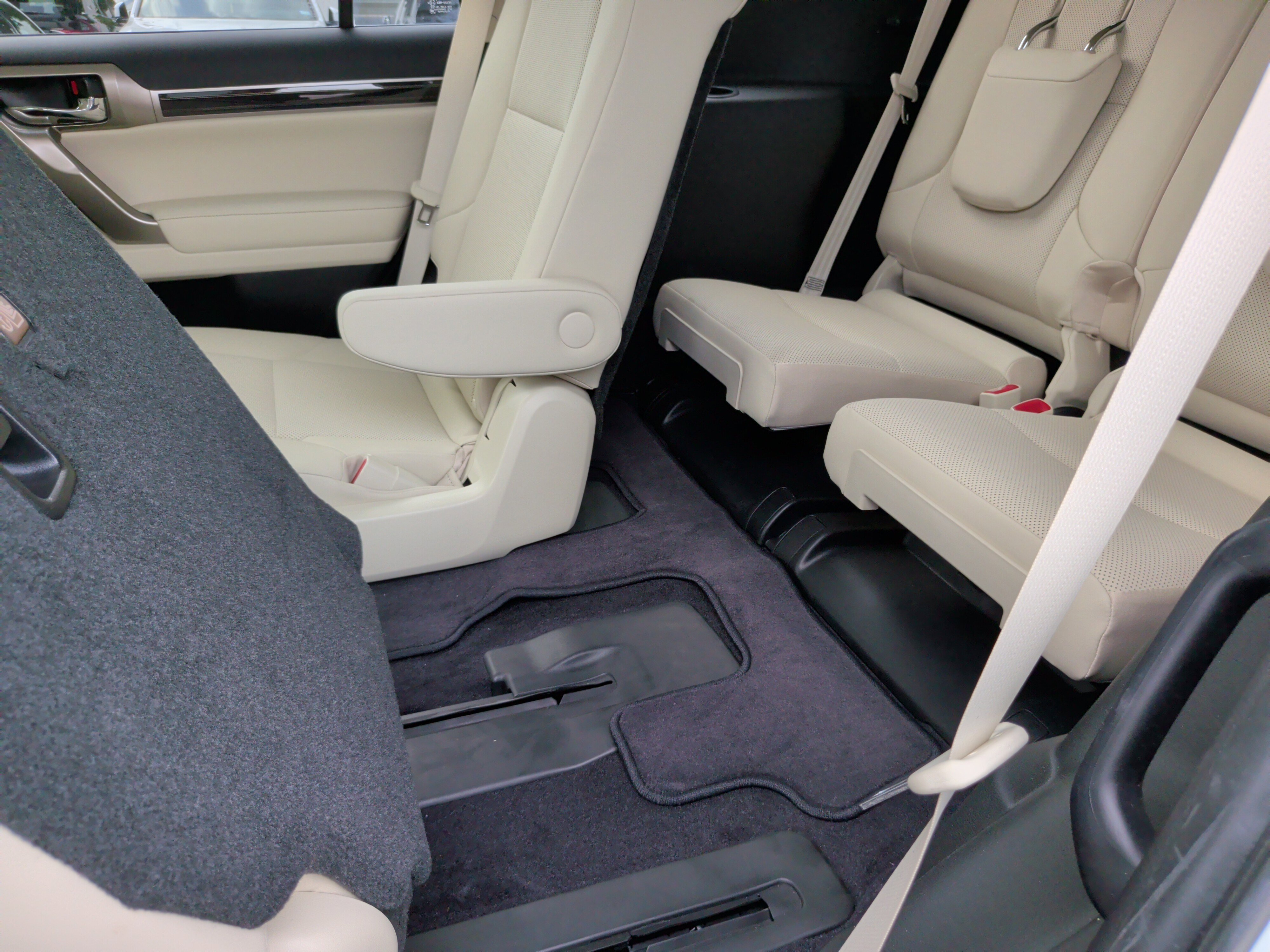 Used 2020 Lexus GX 460 Premium AWD/4WD image 39