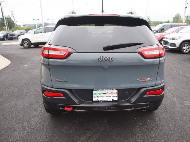 Used 2014 Jeep Cherokee Trailhawk w/ Comfort/Convenience Group AWD/4WD image 2
