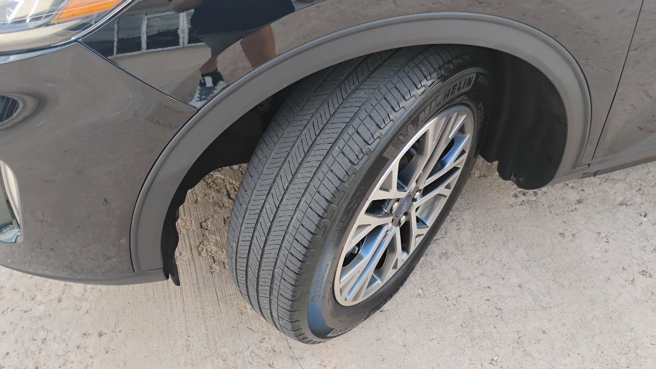 Used 2021 Ford Escape SEL image 23