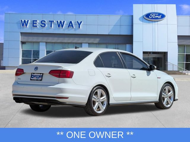 Used 2017 Volkswagen Jetta GLI FWD image 3