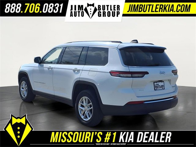 Used 2023 Jeep Grand Cherokee L Laredo image 4