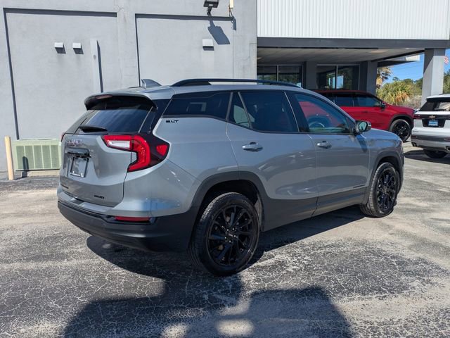 Used 2023 GMC Terrain SLT w/ Elevation Edition image 5