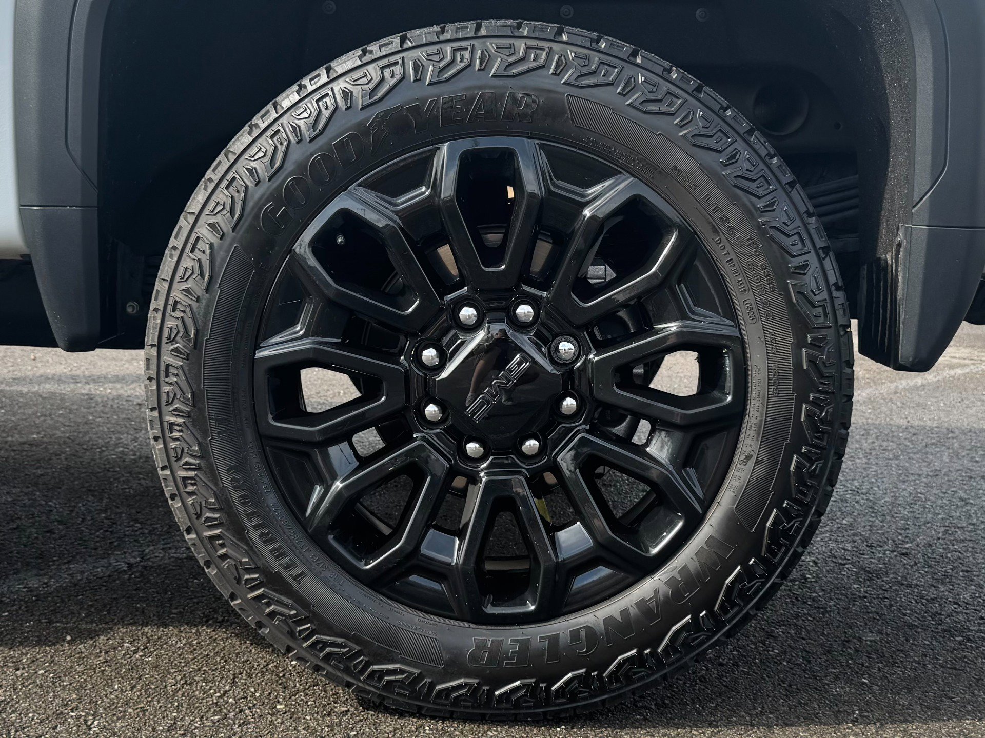 Used 2024 GMC Sierra 2500 AT4 w/ AT4 Preferred Package image 73