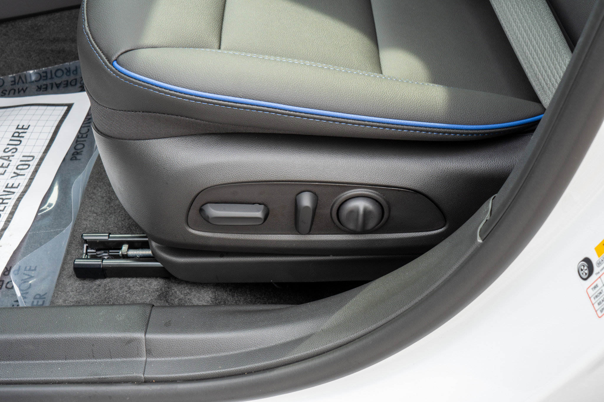 New 2026 Buick Envista Sport Touring FWD image 31