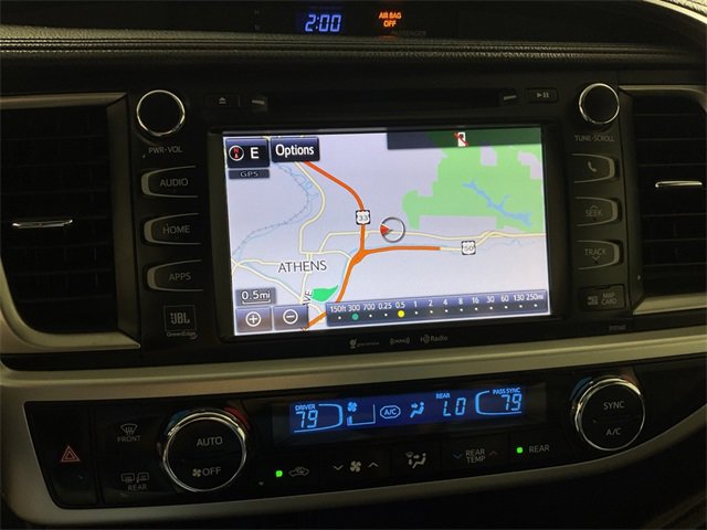 Used 2016 Toyota Highlander Limited image 3